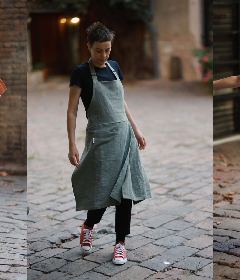 Mudthing  Linen apron, lightweight design